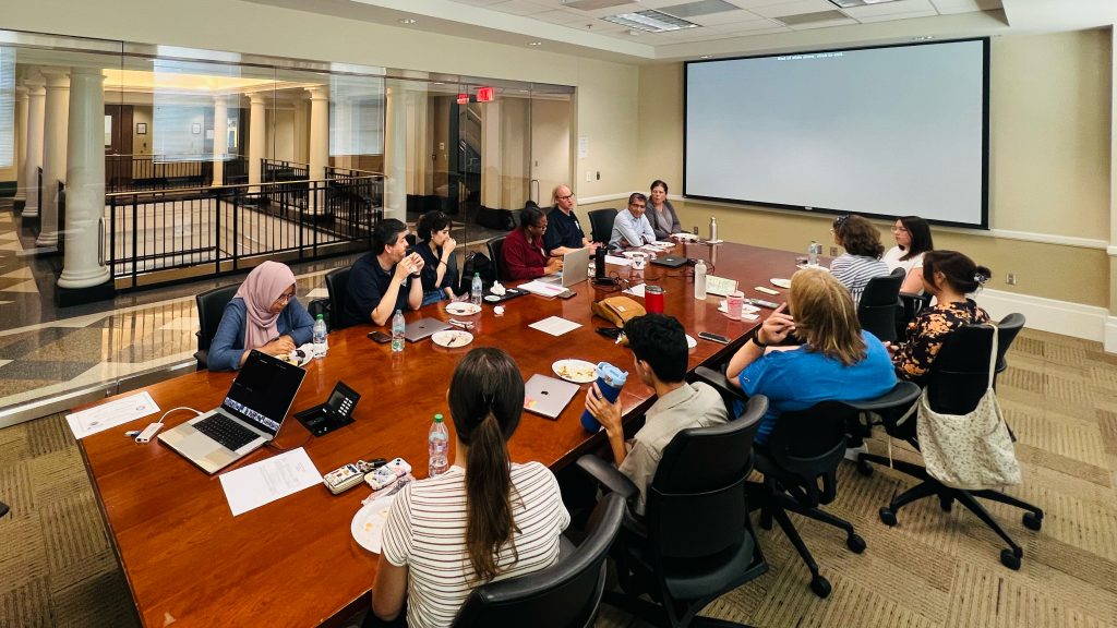 Interdisciplinary graduate students from multiple departments collaborate on water science research projects during the Water-R20 NRT program.